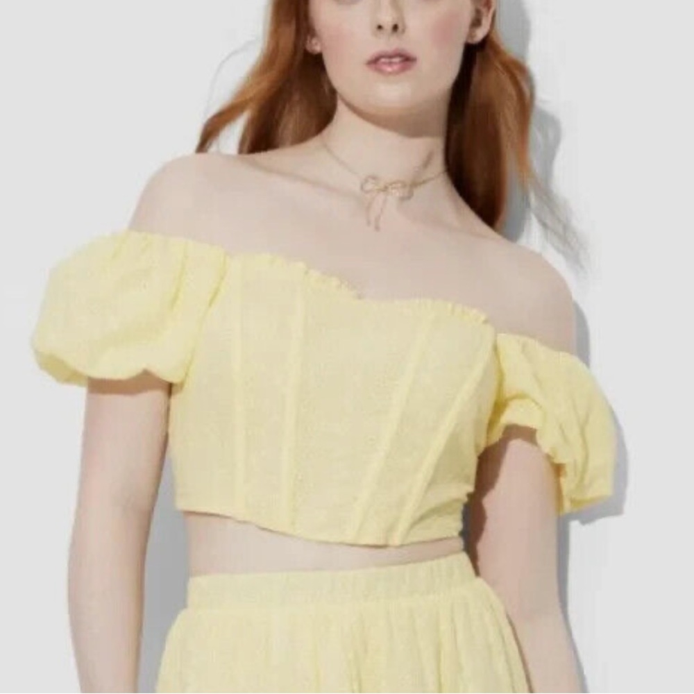 Wild Fable Eyelet Yellow Corset Top Cap Sleeve